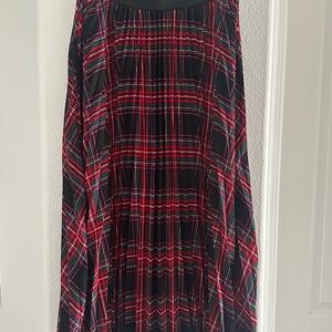 Holiday plaid pleated women’s maxi skirt